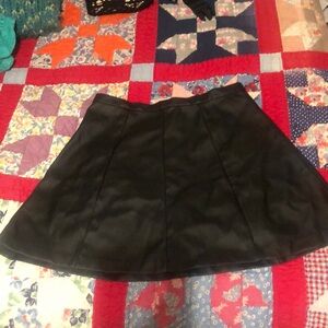 3/$15 ☀️delia’s Faux Leather high-waisted skirt 🥳